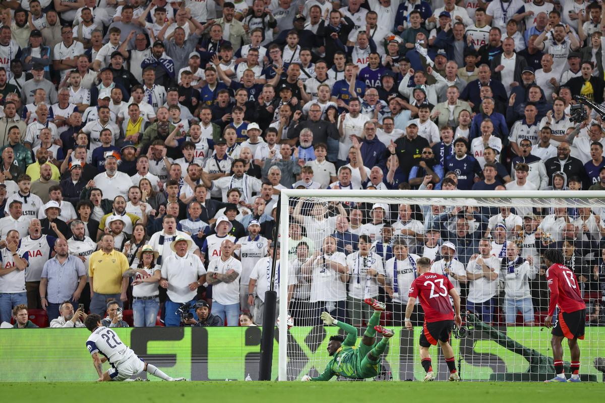 Sare la Ruben Amorim după finala Europa League: „A înscris în ultimele două finale și îl joci doar 19 minute?!”