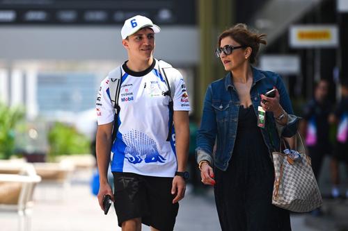 Isack Hadjar împreună cu mama lui / Foto: Getty Images