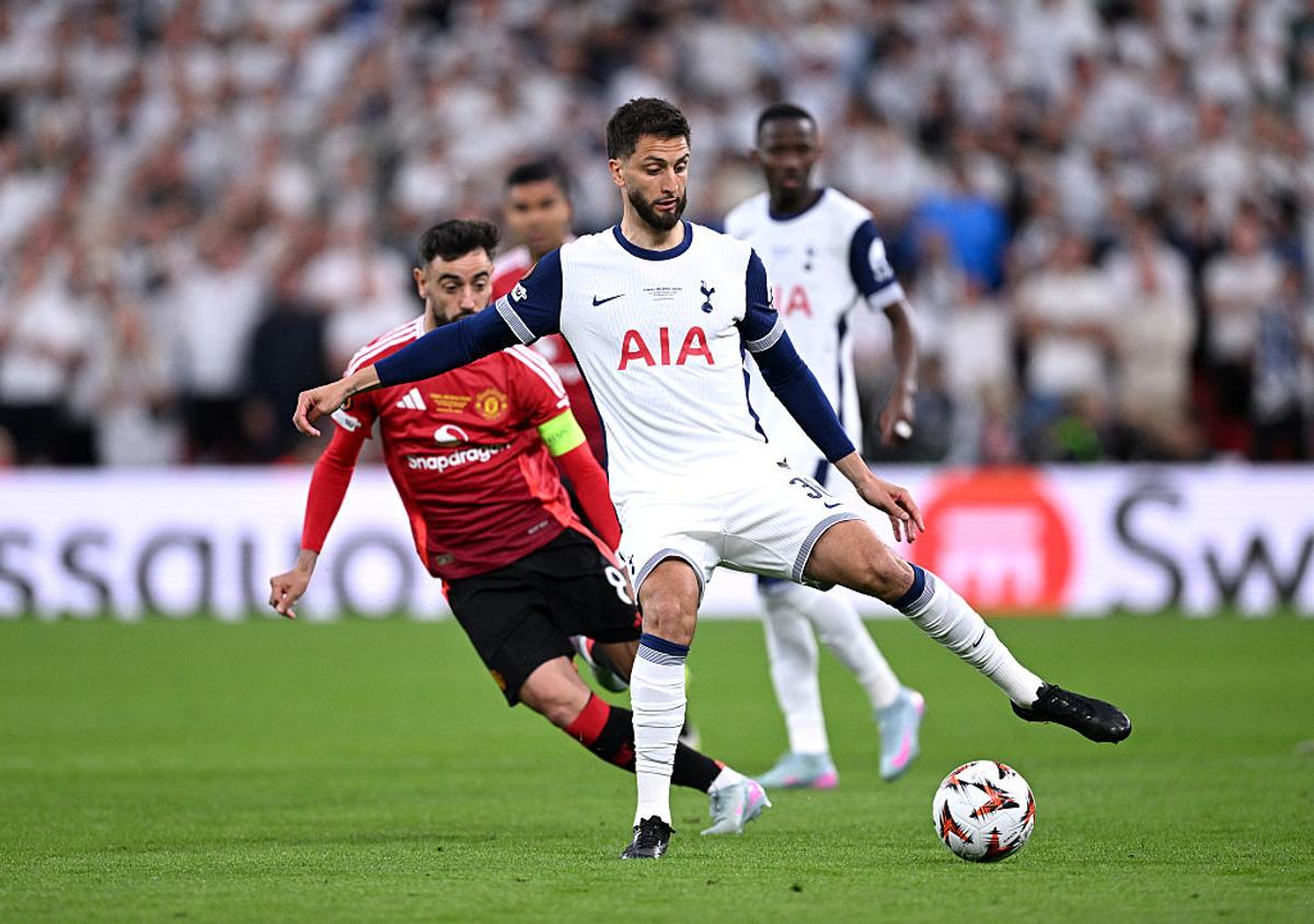 Sare la Ruben Amorim după finala Europa League: „A înscris în ultimele două finale și îl joci doar 19 minute?!”