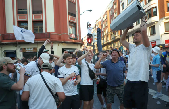 „Au dărâmat semafoare și au vomitat pe străzi” » HAOS la Bilbao, înainte de finala Europa League