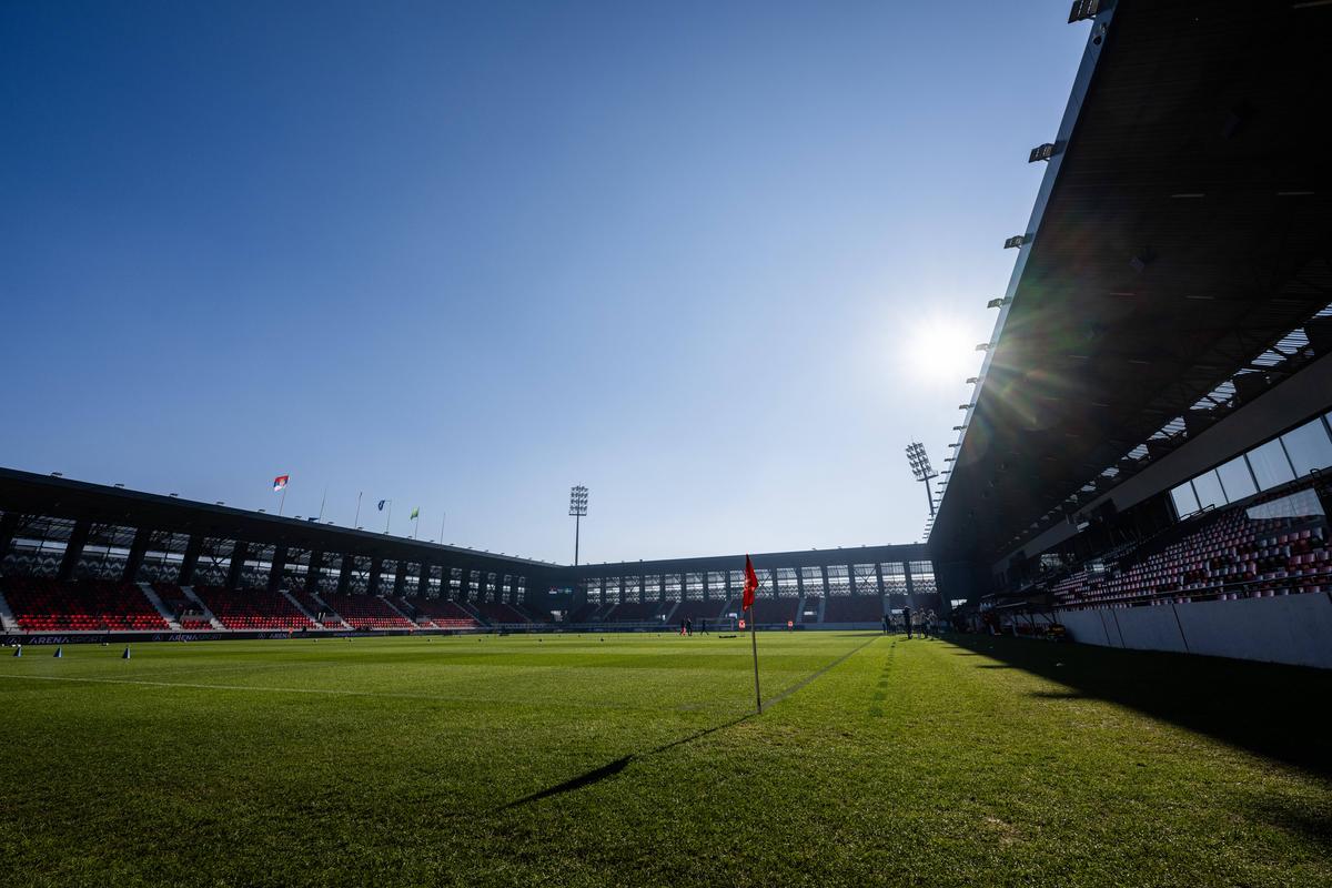 Englezii se consideră umiliți de Serbia: „Jucăm pe un stadion mai mic decât unele din liga noastră a patra!”