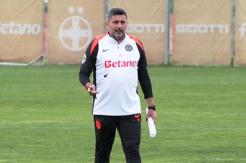 Marius Baciu, la al doilea antrenament la FCSB // foto: Andrei Furnigă (GSP)