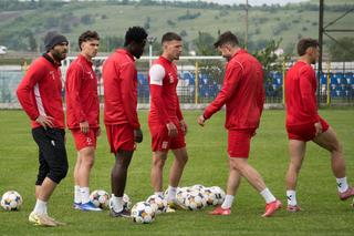 Probleme mari înaintea barajului pentru Superligă