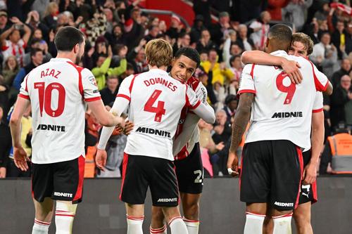Jucătorii lui Southampton s-au bucurat degeaba după victoria din semifinalele play-off-ului de promovare, împotriva lui Middlesbrough / Foto: Imago