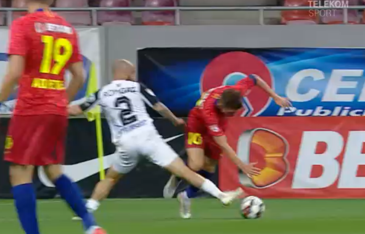 FCSB - GAZ METAN. Fază controversată în repriza a doua!