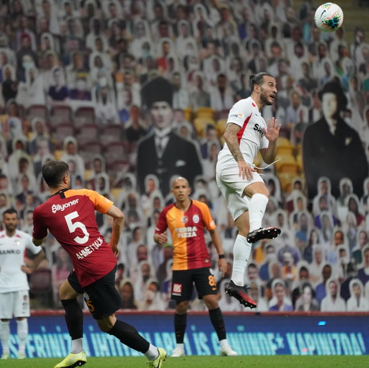GALATASARAY - GAZIANTEP 3-3. Alex Maxim, din nou decisiv pentru echipa lui Marius Șumdudică » Meci spectaculos în Turcia