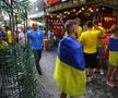SHOW în Centrul Vechi, înainte de Ucraina - Austria » Forțele de ordine au fraternizat cu fanii