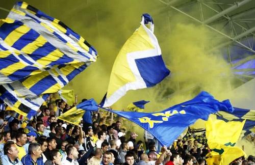 Petrolul și-a completat compartimentul ofensiv odată cu înregimentarea lui Simon Măzărache, atacant în vârstă de 28 de ani.