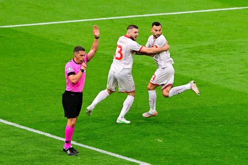Brigada condusă de Istvan Kovacs a luat două decizii perfecte în prima repriză a meciului Macedonia de Nord - Olanda (Euro 2020, grupa C).