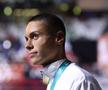 Răzvan Florea (41 de ani), singurul medaliat olimpic la masculin al României, bronz la Atena 2004, spune că i-a prevăzut lui David Popovici (17 ani) un viitor strălucitor deja de câțiva ani: „Îl cunosc de când era mai mic, trăiește pentru înot”.