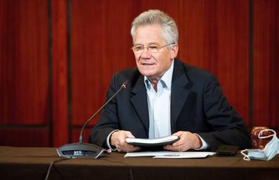 Boloni iese la atac: „Cu strategia mea am fi obţinut alte rezultate” + „Mi s-a spus că nu pot primi salariul lui Daum pentru că trebuie să finanțeze Cupa Satelor”
