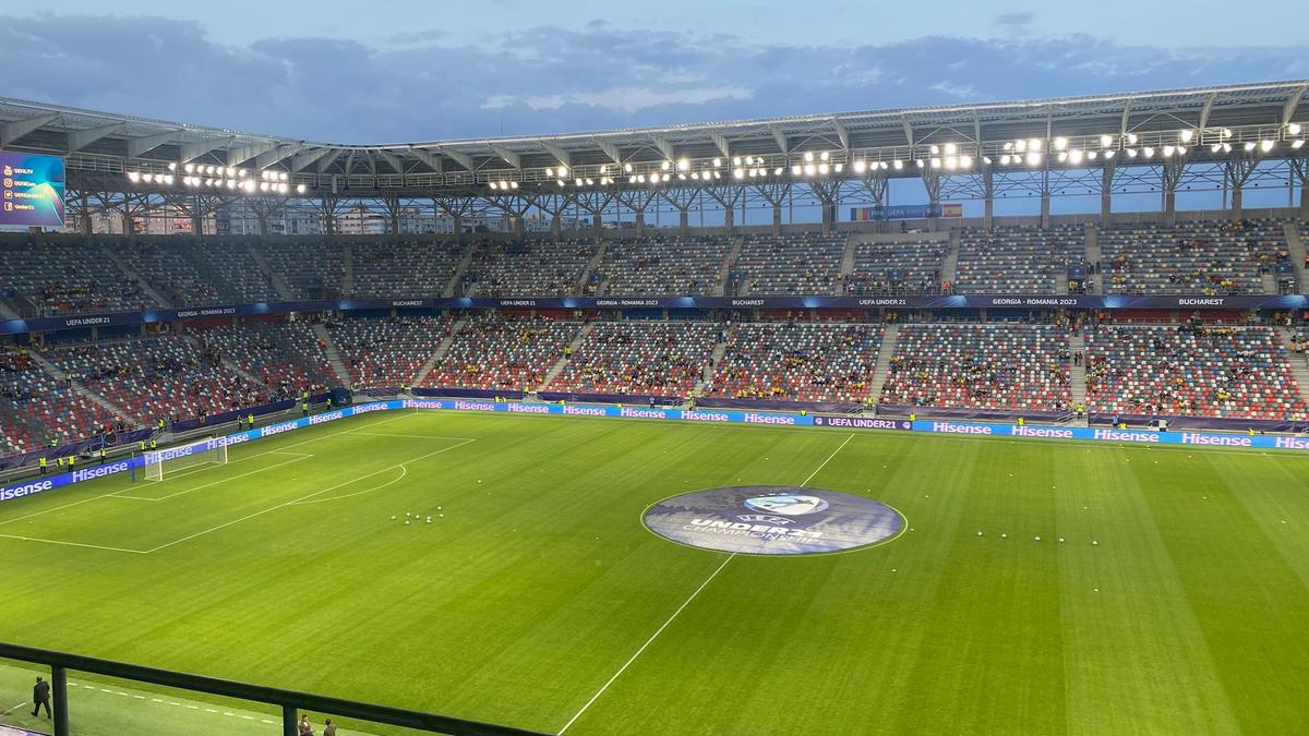 Huiduieli, războaie, tricolori „la cuțite” » 10 observații de la România - Spania 0-3