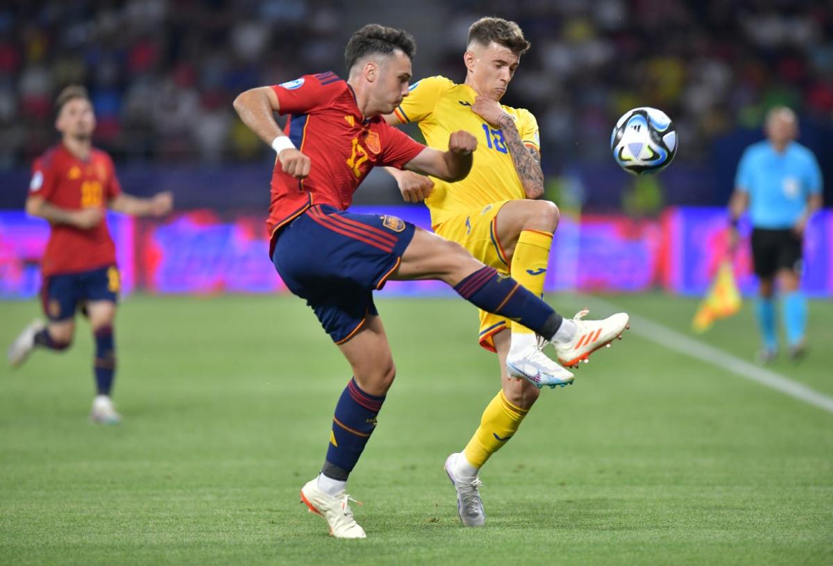 România U21 - Spania U21 0-3 » Mini tiki-taka și mini România » Spania, lecție de fotbal în Ghencea! Ne-am apărat tot meciul și am fost ridiculizați
