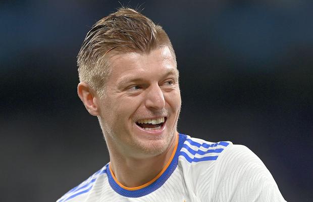 Toni Kroos a semnat până în iunie 2024 cu Real Madrid