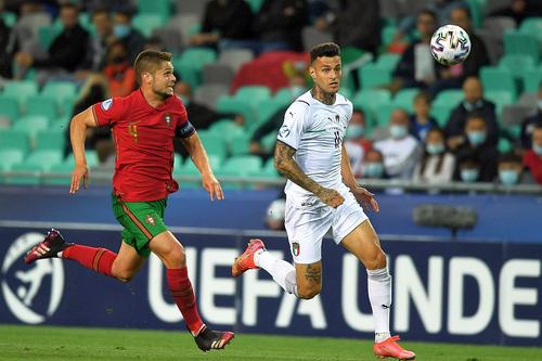 Diogo Queiros, în stânga, este fost internațional portughez de tineret // foto: Imago Images
