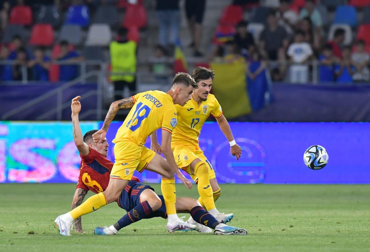 Concluziile selecționerului Emil Săndoi, după eșecul categoric cu Spania U21: „Lipsă de personalitate! Cele mai proaste decizii”