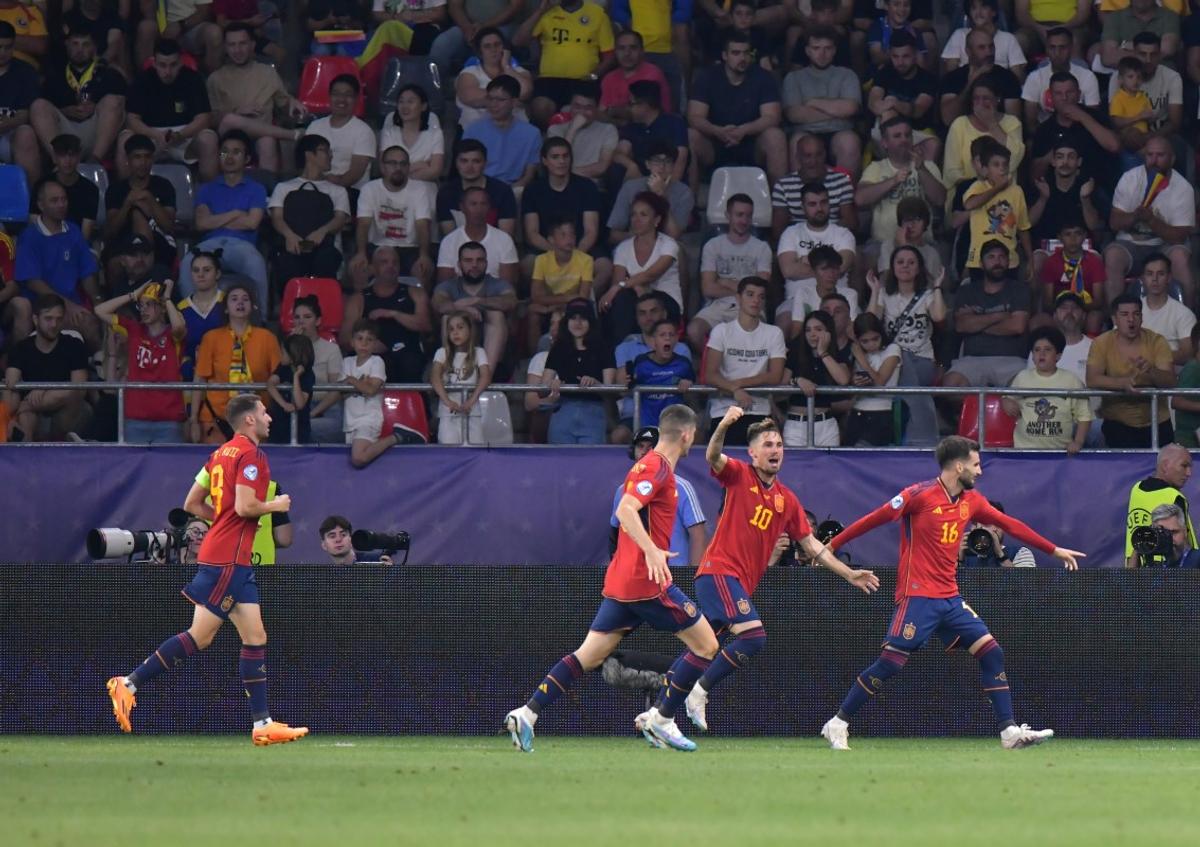 România U21 - Spania U21 0-3 » Mini tiki-taka și mini România » Spania, lecție de fotbal în Ghencea! Ne-am apărat tot meciul și am fost ridiculizați