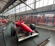 Pășiți în „sanctuarul” lui Michael Schumacher, lumea roșie a GOAT-ului din Formula 1! Colecția din Koln îți taie respirația