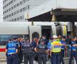 Naționala României a plecat spre Koln, din nou cu trenul » Fanii au făcut spectacol și în gară: „Ciocolata belgiană e cea mai bună. O să îi mâncăm”