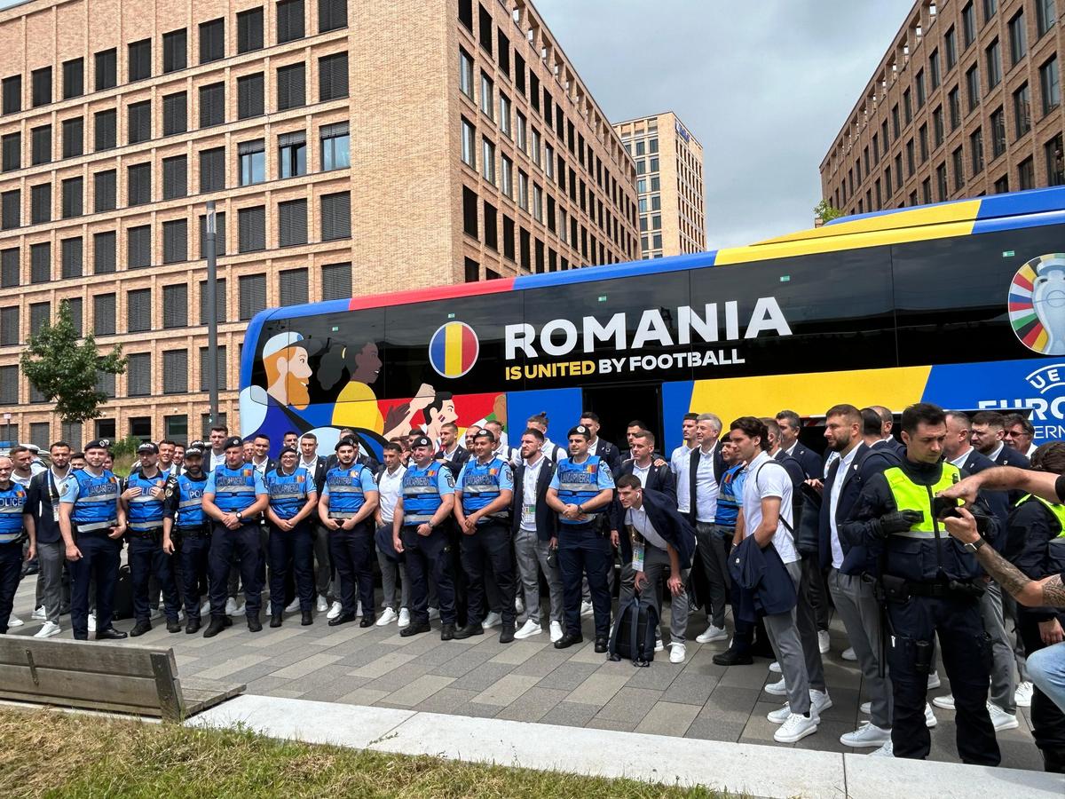Petrec ziua dinainte de Belgia - România alături de „tricolori”: iată ce am observat