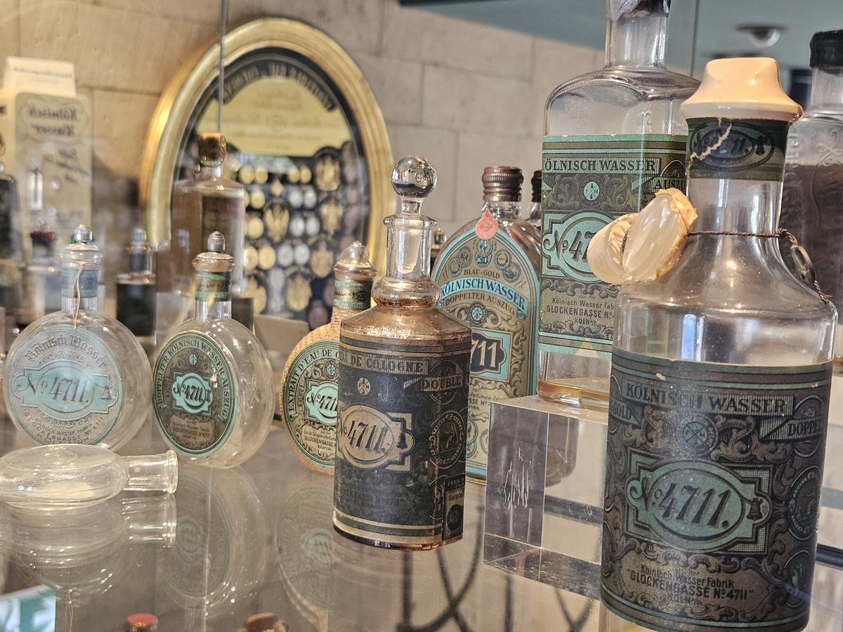 Casa 4711 din Koln. GSP a vizitat locul care a oferit parfum lumii