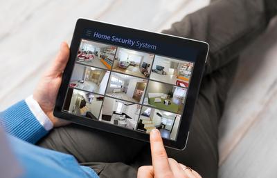 Cu ce să îți echipezi casa pentru o siguranță sporită: Top 6 accesorii de securitate