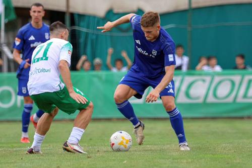 Vlad Pop a avut prestații mediocre, în nota echipei, în ultimul sezon. Foto: Facebook Fotbal Club Universitatea 1948