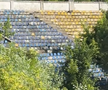 Echipa locală a promovat în Liga 2, dar stadionul arată ca în Jurassic Park
