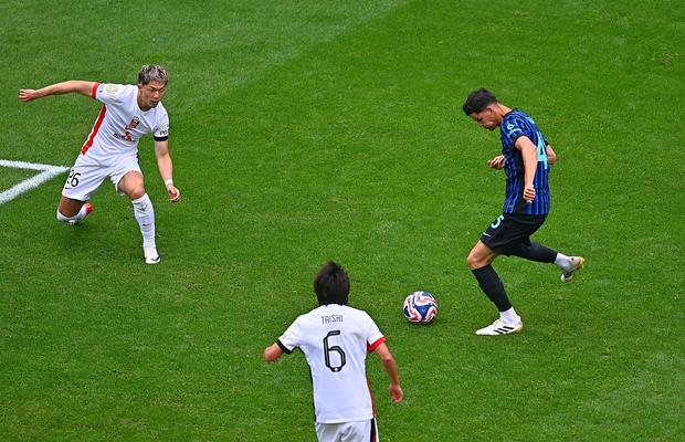 Fotbalistul lui Cristi Chivu ar putea juca în sezonul viitor la Genoa