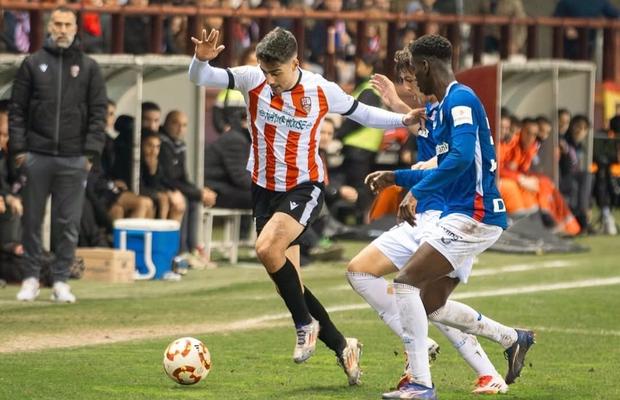 Transfer la miezul nopții pentru Steaua: așteptat la București pentru a semna