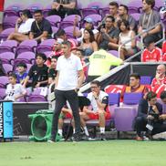 Conflictul dintre turcul Orkun Kökcü și antrenorul Bruno Lage la meciul Benfica - Auckland City 6-0 de la Mondialul Cluburilor / Foto: Imago