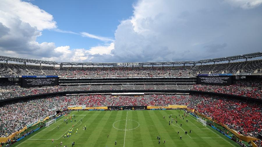 Norii producători de descărcări electrice periculoase au provocat suspendarea meciului Palmeiras - Al Ahly / Foto: DAZN De ce se întrerup des meciurile la Mondialul Cluburilor » Ce este „regula 30-30”