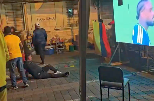 Tragedie în timp ce urmăreau meciul Ecuador - Curacao, de la Mondial // foto: captură X