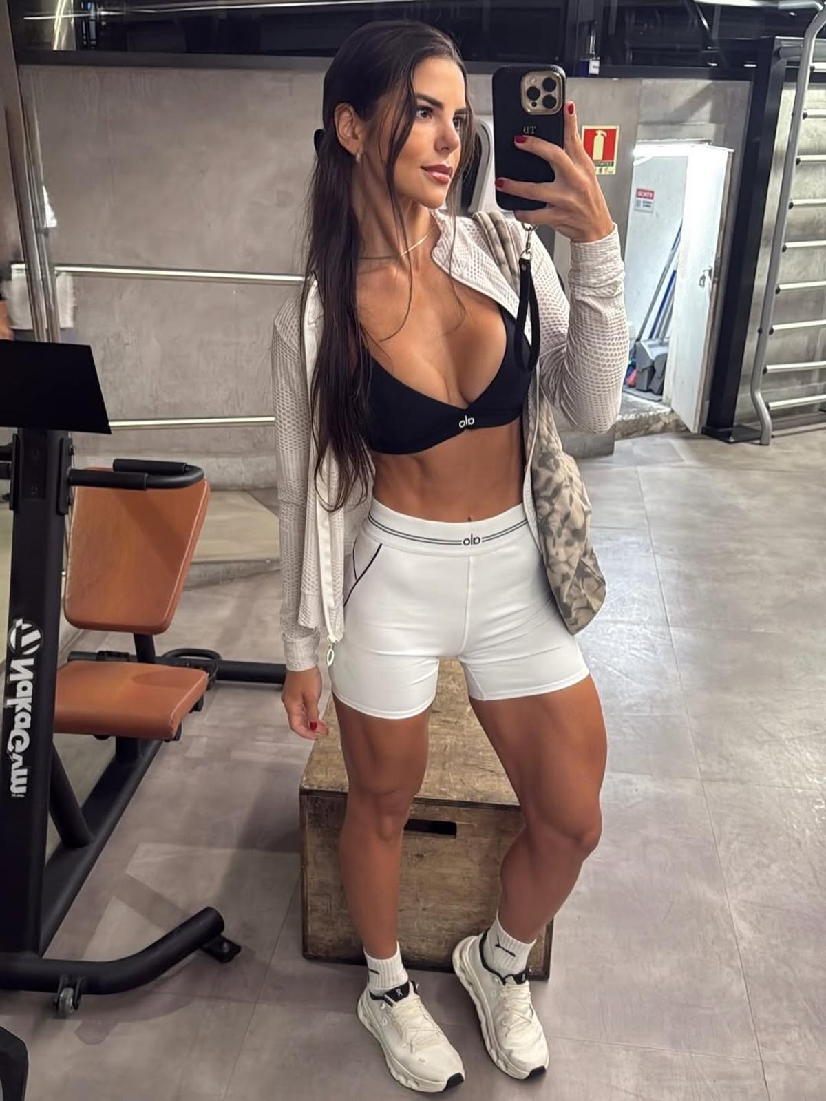 Camila Cristina Andrade