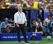 Selecționerul din Curacao a început să plângă după meciul cu Ecuador // foto: Imago