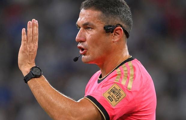 FIFA a stabilit arbitrii pentru primele optimi ale Campionatului Mondial » Decizia în cazul lui Istvan Kovacs