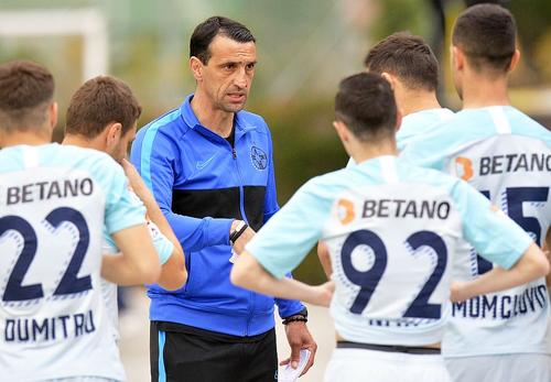 Bogdan Vintilă a fost înlocuit pe banca lui FCSB de către Toni Petrea