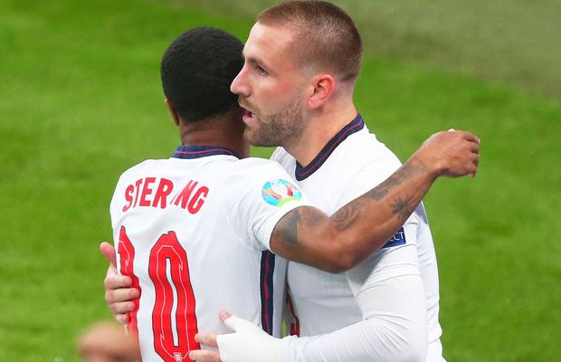 Luke Shaw a jucat 4 meciuri la Euro 2020 cu fractură la coaste!
