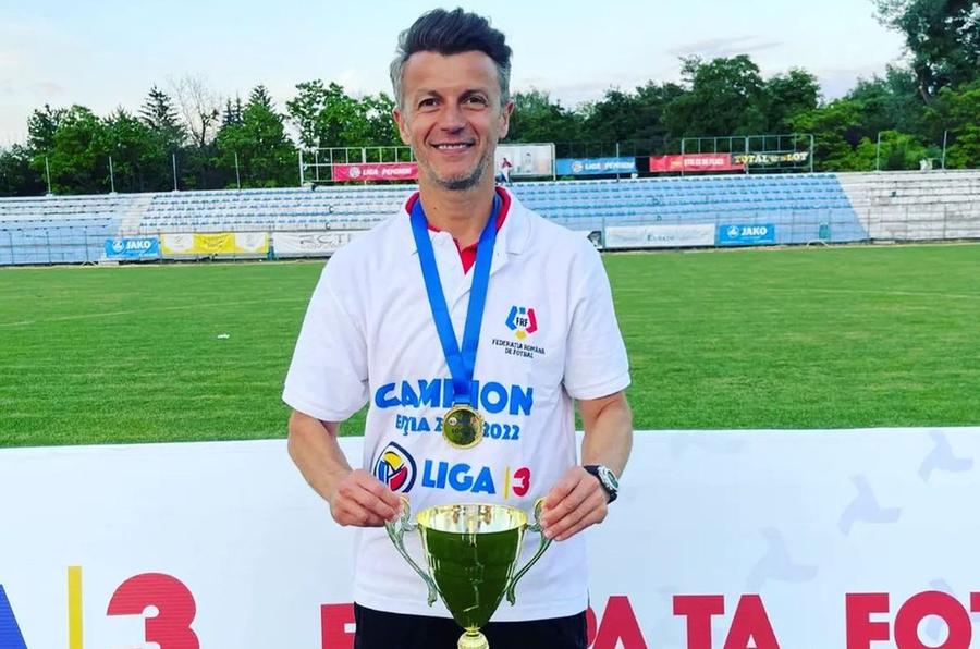 Ovidiu Burcă // foto: Instagram Dinamo s-a înțeles cu noul antrenor » Acesta a fost prezentat astăzi