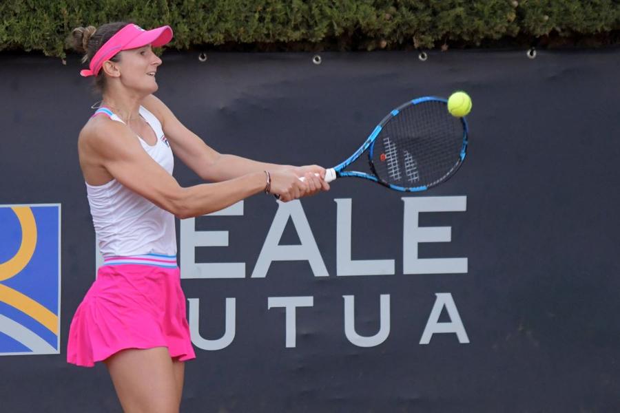 Irina Begu în acțiune Foto Imago Două românce în semifinale la Iași! » Ana Bogdan și Irina Begu, victorii diferite