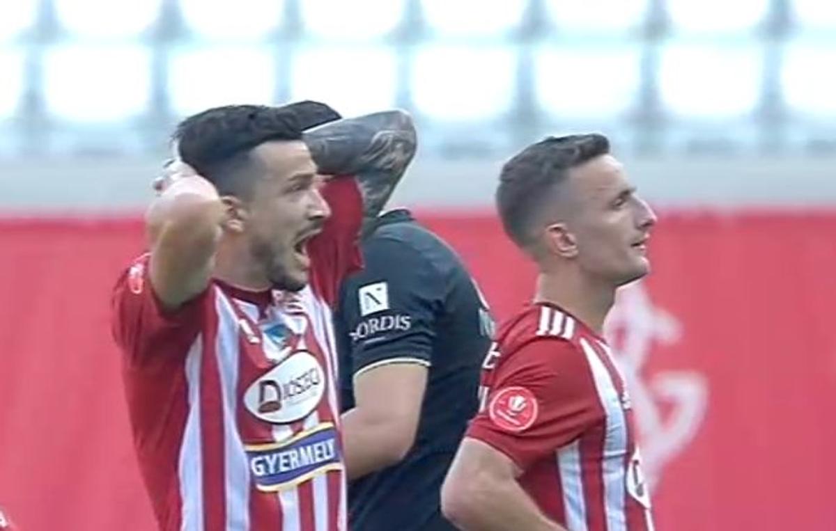 FOTO Matheus Mascarenhas, fault dur la Jonathan Rodriguez în Sepsi - FCU Craiova