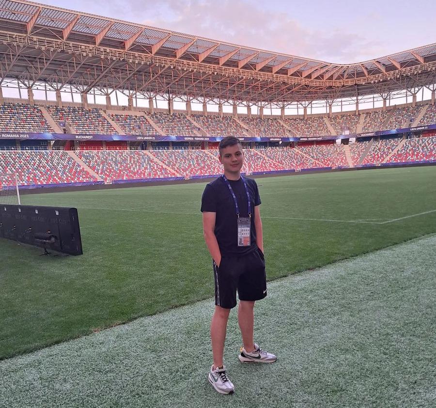 Cosmin Nistor, la Euro U21 Un puști de 18 ani a făcut un transfer la Dinamo și pariază: „Va fi printre cei mai buni din Superliga”