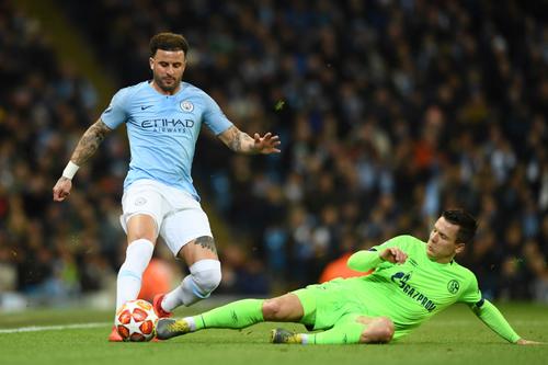 Yevhen Konoplyanka, în verde, perioada în care evolua la Schalke / Sursă foto: Guliver/Getty Images