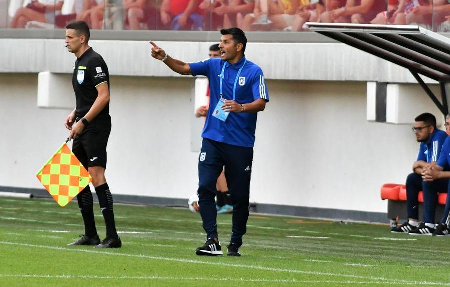 Nicolae Dică a preluat din mers FCU Craiova și pare că repetă experiența neagră pe care a avut-o la Mioveni FCU Unica. Și inimitabila