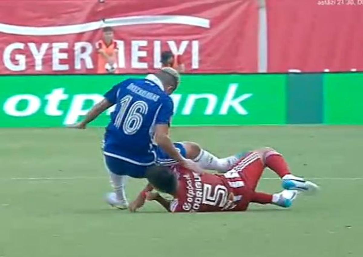 Scene uluitoare la Sepsi - FCU, primul meci al zilei din Superligă! Aproape să leșine de durere, fotbalistul n-a putut fi urcat în ambulanță dintr-un motiv incredibil