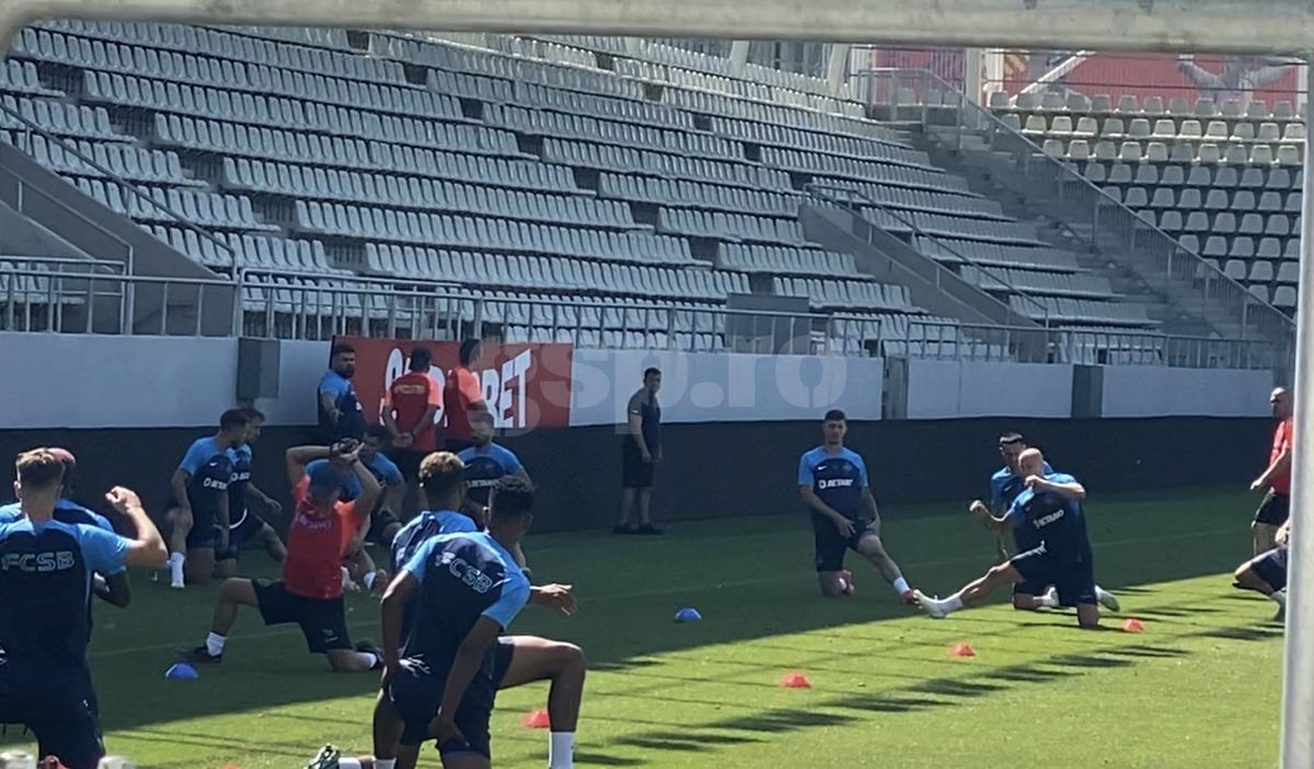 Antrenament FCSB Arcul de Triumf