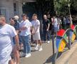 Sute de oameni așteaptă pentru a cumpăra bilete la FCSB - Dinamo