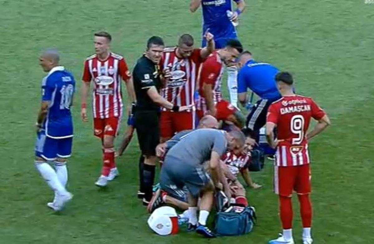 FOTO Matheus Mascarenhas, fault dur la Jonathan Rodriguez în Sepsi - FCU Craiova