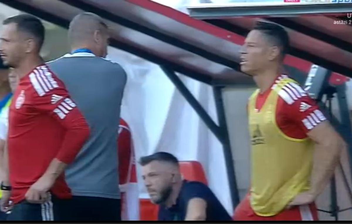 Scene uluitoare la Sepsi - FCU, primul meci al zilei din Superligă! Aproape să leșine de durere, fotbalistul n-a putut fi urcat în ambulanță dintr-un motiv incredibil