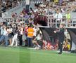 Neil Lennon în timpul meciului Rapid - CFR Cluj. FOTO: Ionuț Iordache (GSP)
